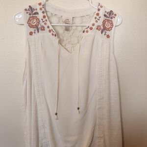 Knox Rose Cream Floral Embroidered Blouse